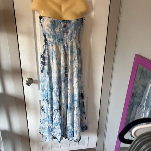 1X Raviya Women's Plus Size Strapless Tiered Maxi Dress Cover-Up Sky Tie Dye - Picture 2 of 5
